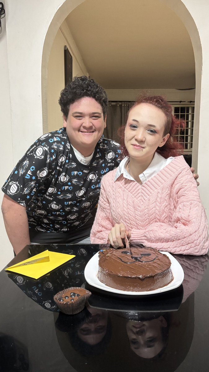 palmerdebra's tweet image. My heart is so full! Logan patiently waited up for his sister to get home just so he could surprise her with a birthday card he picked out and a cake he baked himself. The sweetest sibling bond! 

#ProudMom #SiblingLove #HomemadeWithLove