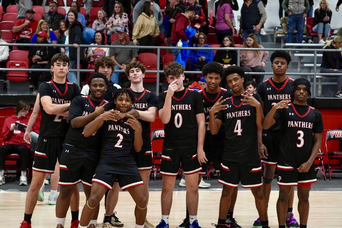 Stone Thiel tweet media