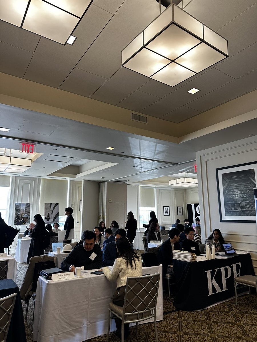 Career Fair is TODAY! 

📍 Faculty House
🕙 10 AM - 5 PM