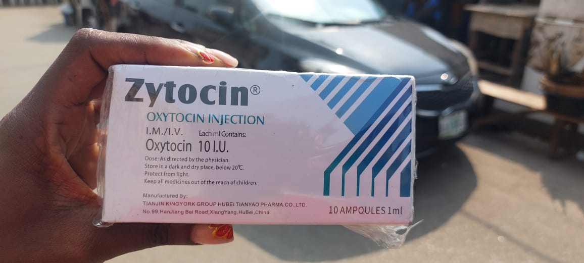 NafdacAgency's tweet image. Yesterday at the Idumota Drug Market, NAFDAC officials discovered a stash of vaccines, including Yellow Fever, Dano Anti-Tetanus, Measles, and Diphtheria vaccines, hidden under a staircase.