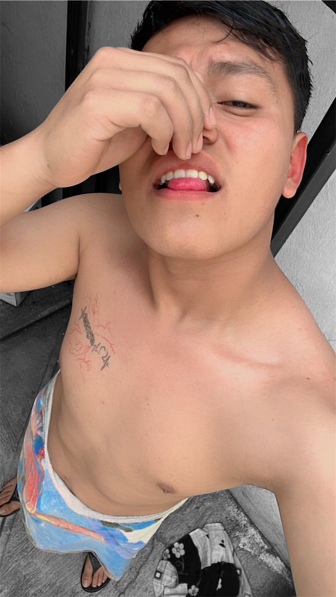 sebher_o's tweet photo. No Quiero cumplir años :( 

Pero Si habrá regalo o nel !? 🎁

#HOT_MESS #mens #bi #xx #gay #JHOPE  @Grindr @GrindrPuebla2 #Grinder #金曜ロードショー #sex #cruisingbaños #cruisingméxico #gaysurakarta https://t.co/2XHZtz2L5n