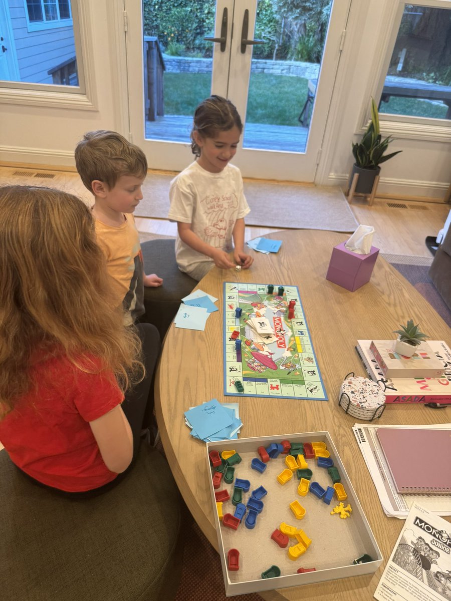 Sara Mauskopf tweet media