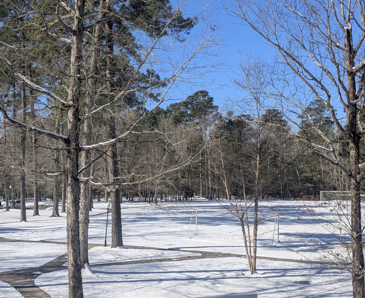 Governors_Land's tweet photo. It was a snowy couple of days around here! ❄️☃️

#governorsland #tworiverscountryclub #snow https://t.co/SIpshSaYl5