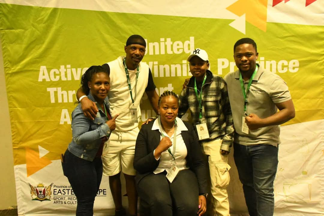 MinisterMcK's tweet photo. Minister @GaytonMcK wrapping up day 2 of The National Boxing Convention, East London (ICC)π₯π₯πΏπ¦πΏπ¦
#NationalBoxingConvention
#InspiringANationOfWinners
#SASports
#BoxingSA https://t.co/HolgXEq9SH
