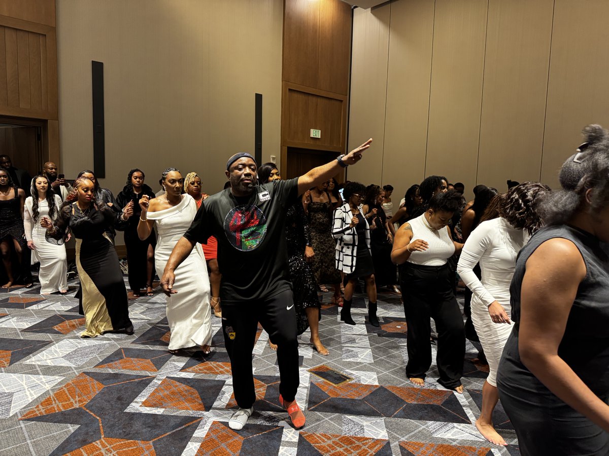 410linedancers's tweet photo. Join the 410 Line Dancers Community! 💃 Let's connect and dance together! We have classes for all skill levels. Discover the joy of soul line dancing today! 🌟 Check us out at https://t.co/IFrcsMGm7z #LineDancing #DanceCommunity #SoulDancing https://t.co/LWjxdHpVer