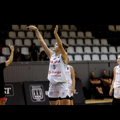 TIMEOUT_PL's tweet photo. Odcinek #13 gotowy - przed Wami zawodniczka @ENEA_AZS_Poznan NATALIA RUTKOWSKA 🔥🎤

🎥 -> https://t.co/wJApxPjzhy
📸 -> FIBA 3x3

@BLKpl @RedakcjaKK https://t.co/NheSNNe2ZY