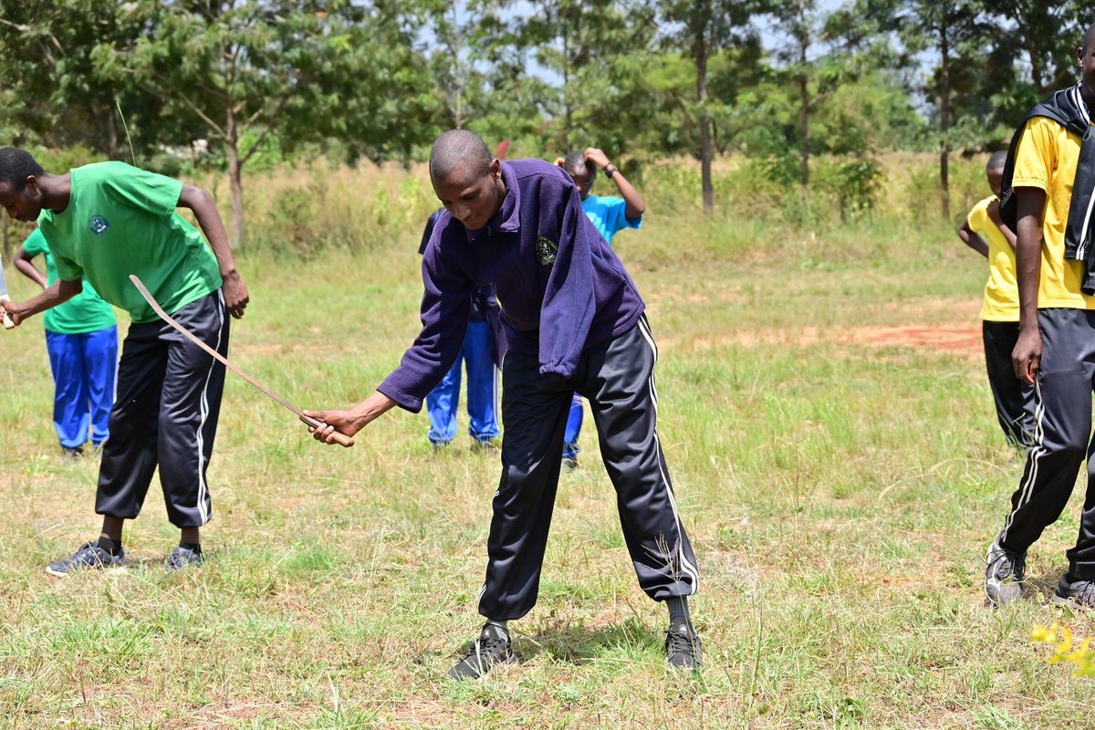 MPESAFdnAcademy's tweet image. Community service is a key element of our holistic approach to education, and such initiatives challenge our learners  to transform their communities, one small step at a time.

#CAS #TransformationalLeaders
#thinkersdoersleaders #transformationthrougheducation