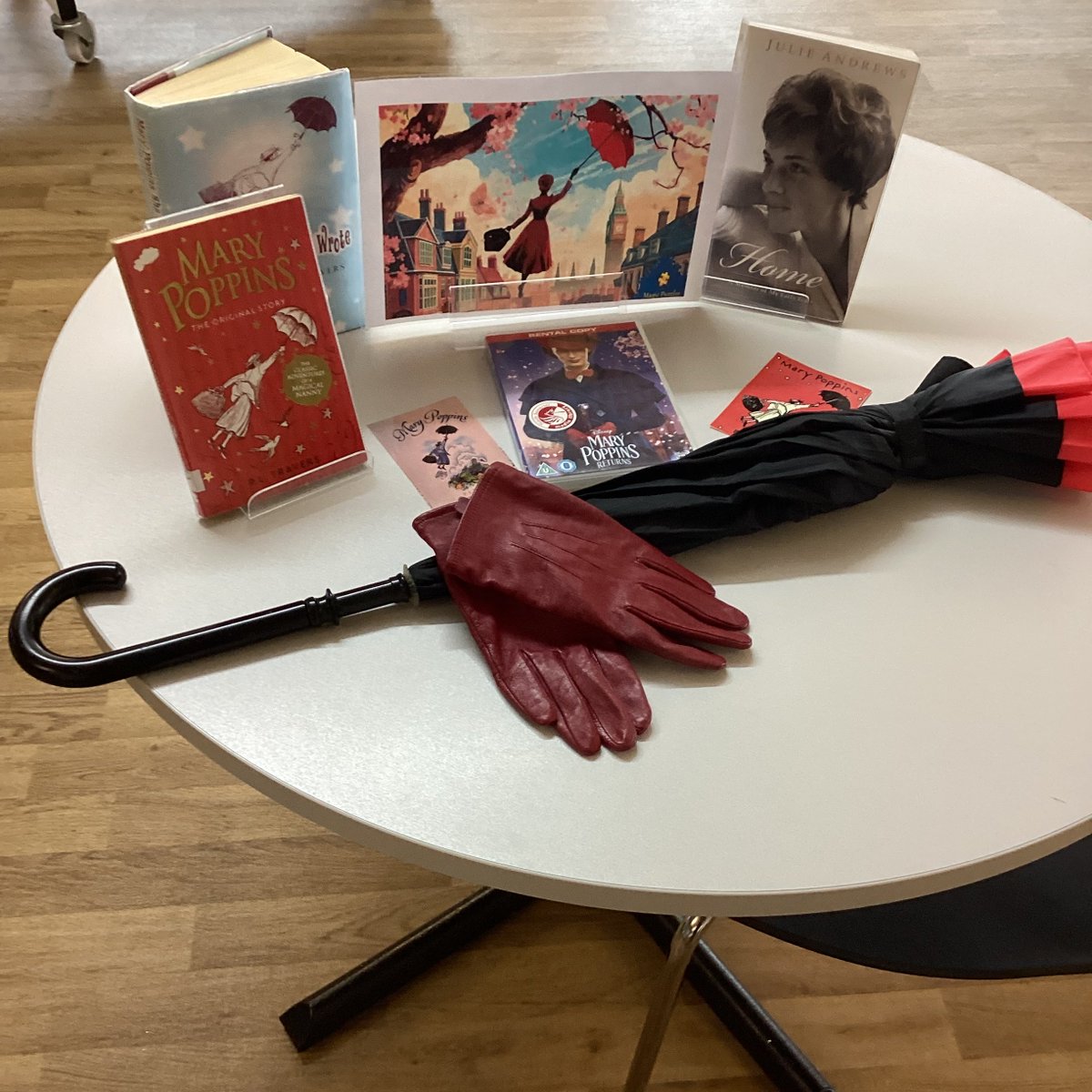 We celebrated Britain's best-loved magical nanny, Mary Poppins, with our library twin in Ukraine (Central Children’s Library in Kharkiv) who ran activities and displays marking the 90th Anniversary since "Mary Poppins Comes Back" (1935) by P.L Travers.