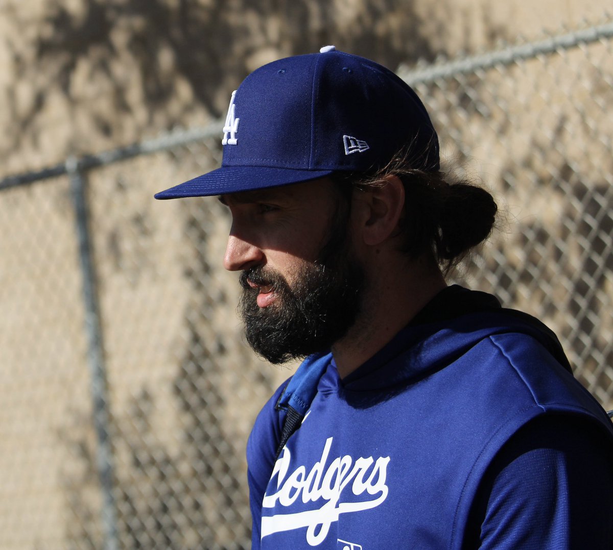 roblespan's tweet photo. #LetsGoDodgers #CamelBackRanch #SpringTraingingOpeningDay #WSChamps #TonyGonsolin https://t.co/MQEJ5Dvqrg