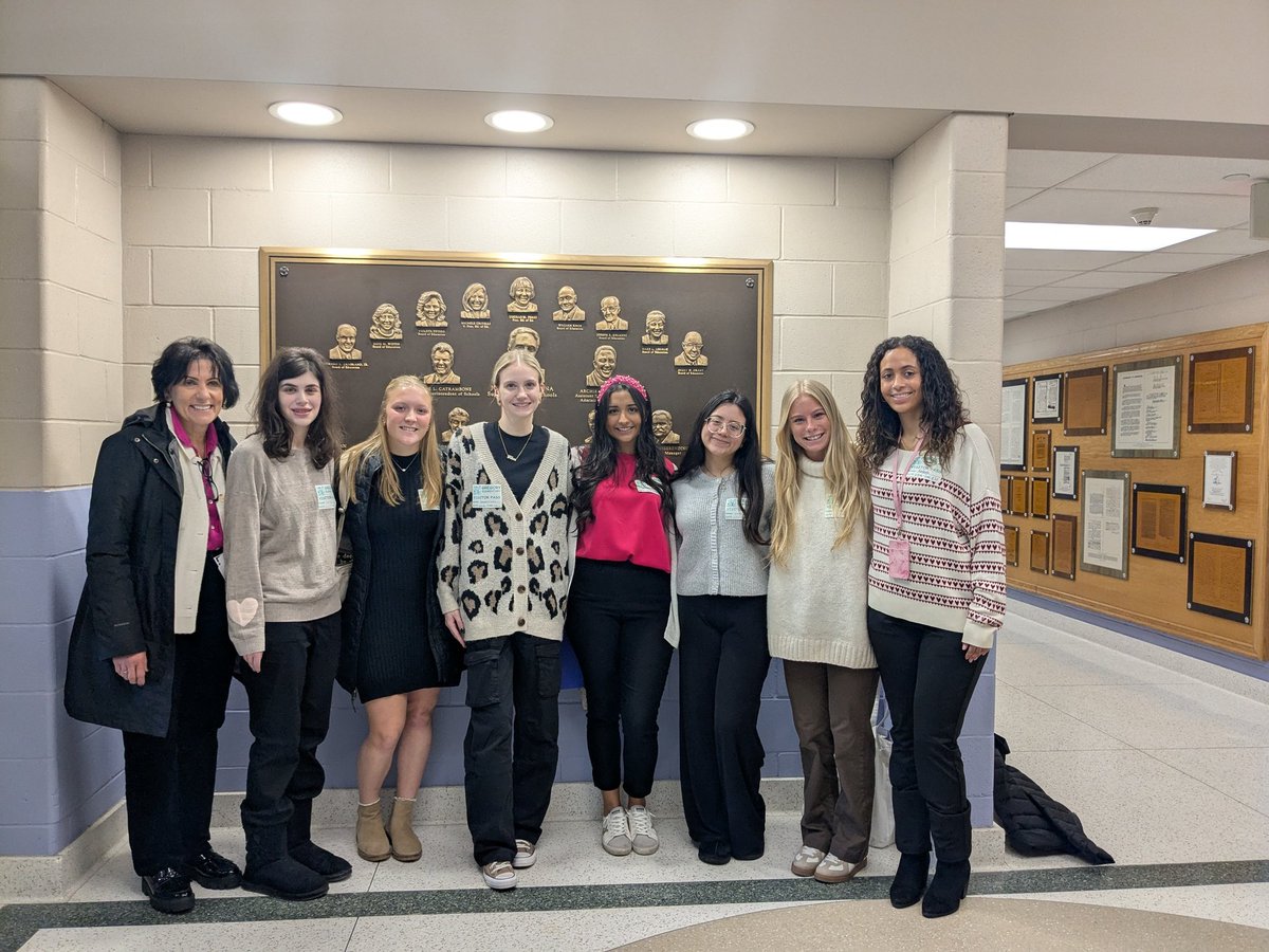 We are thrilled to kick off our first week with our Mentor Program w/Monmouth University &amp; Gregory School~ Monmouth Buddies!  Thank you, Dr. Ruth &amp; Ms. Rich for Coordinating &amp; Connecting us together. #Gregorystudentsrock #MonmouthUniversity #TogetherWeCanLB <a href="/GregoryLB_PTA/">Gregory School PTA</a>