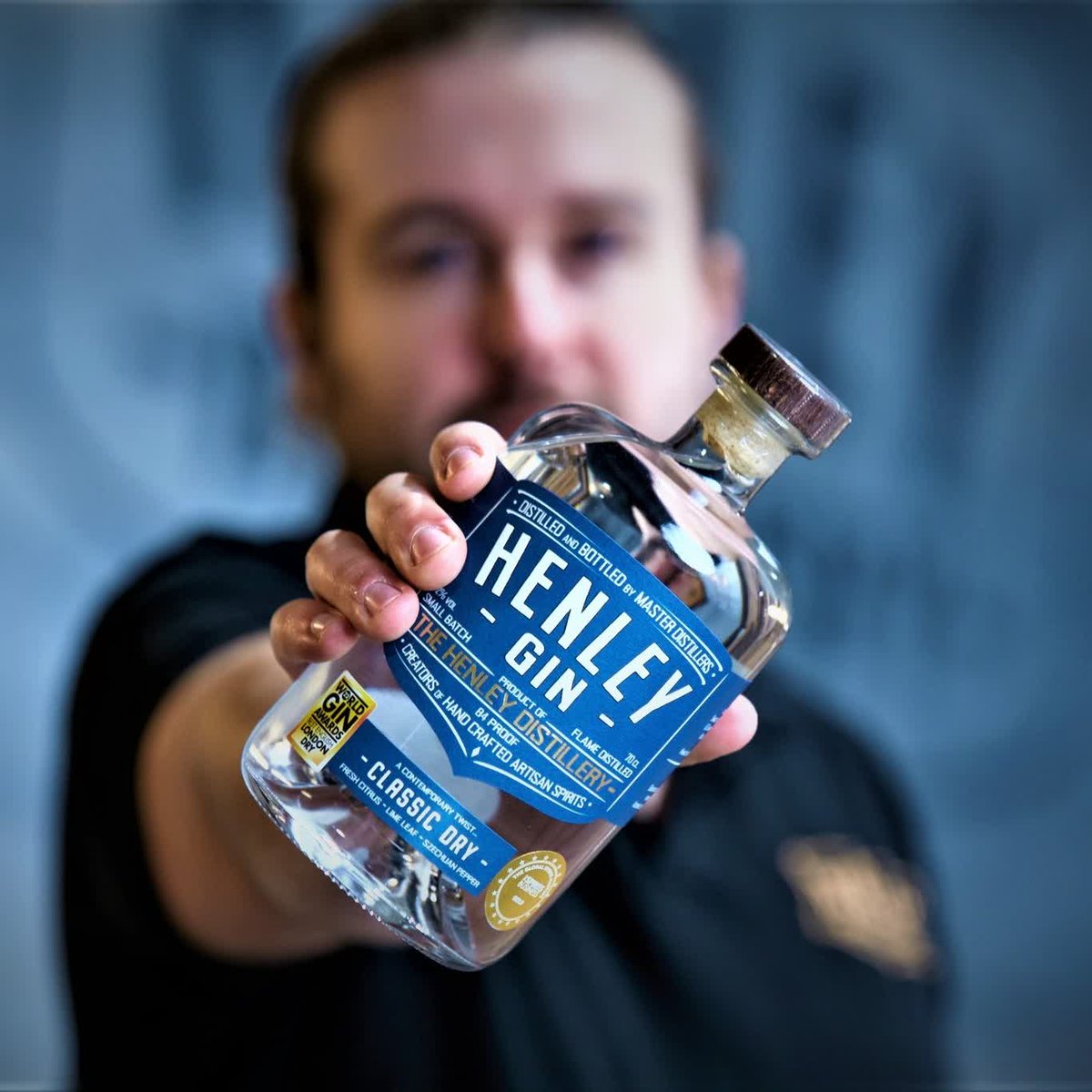 ExperienceOx's tweet image. Calling all gin lovers! 🍸 Book a tour and tasting or a fully immersive gin experience at The Henley Distillery, housed in an 18th century barn. 😍

Find out more ➡ bit.ly/3IqZ5pg 

#ExperienceOx #Distilleries #Oxfordshire #HenleyOnThames @HenleyGin