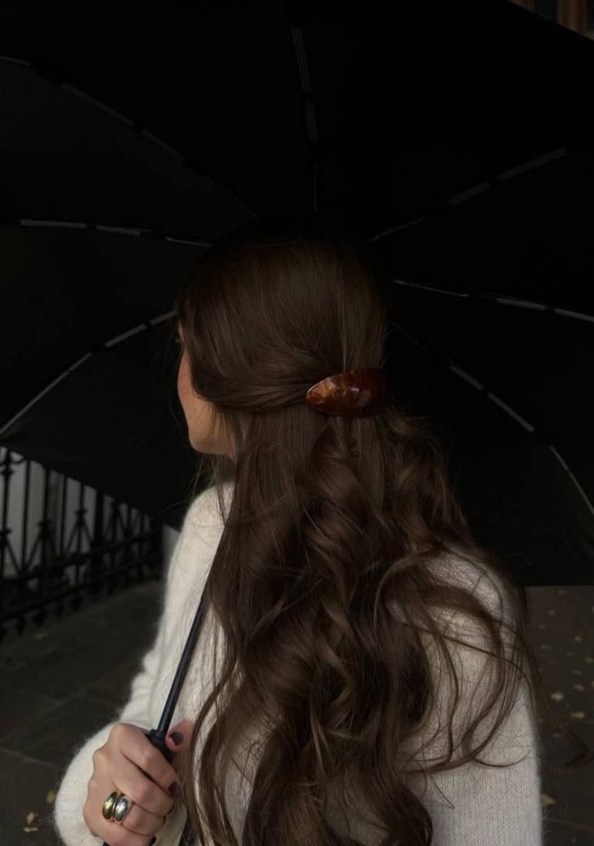 بارعَه فيّ التخَلي أذا لم يكُن ليّ الشيء كاملًا.