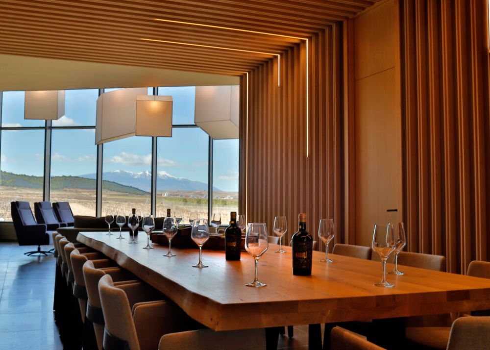 🇪🇸 <a href="/B_Aragonesas/">Bodegas Aragonesas</a> es una referencia clave dentro del enoturismo español.

🇬🇧 Bodegas Aragonesas is a key reference within Spanish wine tourism.

ℹ️ ow.ly/p5YX50UXMvi

#FINE2025 #WineTourism #Marketplace #WineTourismExpo #Enoturismo #Vino #WineTour #Bodegas #RutaDelVino