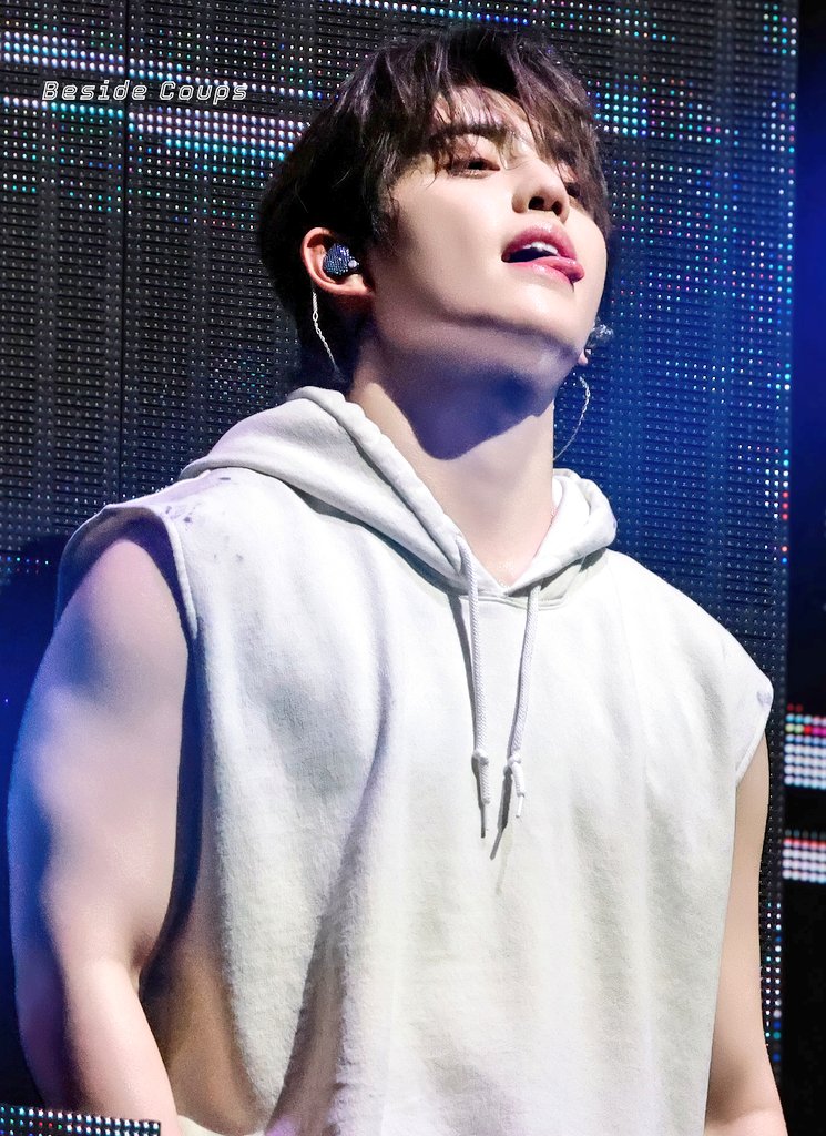 jeonghaniy04n's tweet photo. Seungcheol:                           ME: https://t.co/N21FAUzP3j