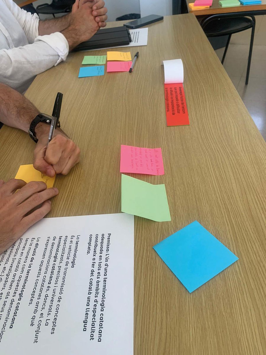 SCATERM (@scaterm) on Twitter photo "La implantació i la difusió de la terminologia en català: diagnòstic col·laboratiu i estratègies de dinamització", de <a href="/bonet/">bonet</a>, N. Castells, À. Egea, R. Escolano, <a href="/francescg/">francesc galera</a> i M. A. Montané. Reflexions i propostes sorgides de la XXI Jornada de la SCATERM:
revistes.iec.cat/index.php/Term… "La implantació i la difusió de la terminologia en català: diagnòstic col·laboratiu i estratègies de dinamització", de <a href="/bonet/">bonet</a>, N. Castells, À. Egea, R. Escolano, <a href="/francescg/">francesc galera</a> i M. A. Montané. Reflexions i propostes sorgides de la XXI Jornada de la SCATERM:
revistes.iec.cat/index.php/Term…