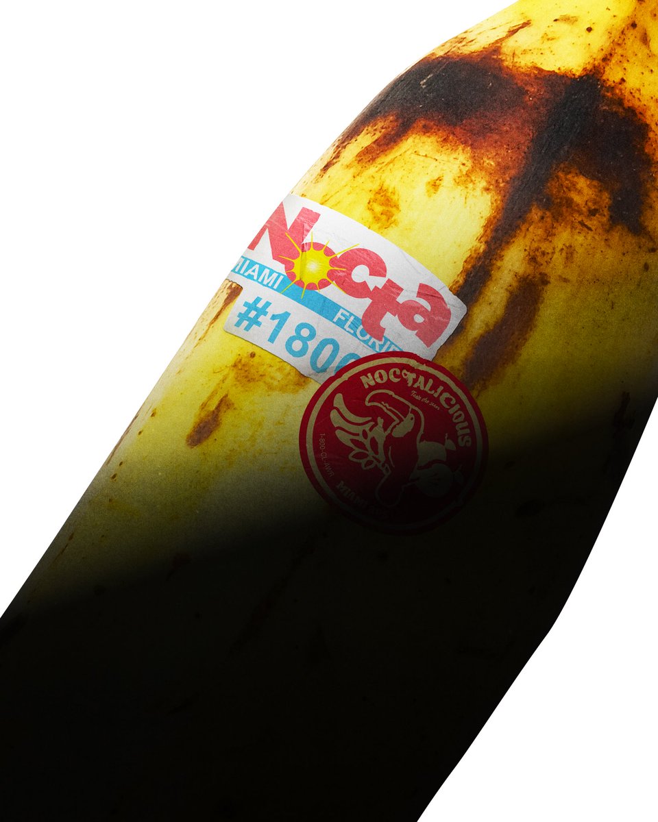 STICKERS + LASER ENGRAVING ON FRUITS
DESIGN BY WWWESH STUDIO™
FOR NOCTA @officialnocta @nikesportswear 
DECEMBER 2024 — ART BASEL, MIAMI (USA)