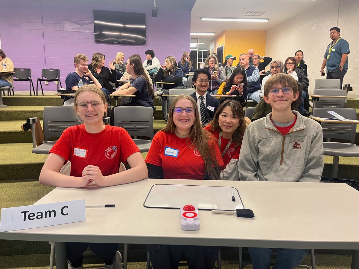 🏆 Huge congrats to our MHS Japan Bowl teams! 🏆

🥈 Level 4 - 2nd Place
Christina Kiszenia, Lilyenne Baker, Kai Wardwell*
🥉 Level 2 - 3rd Place
Claire Stanley, Bronte Stowell, Kelly Garrabrant
🥉 Level 3 - 3rd Place
Allison Barlow, Aubrey Estep, Dylan Pack

 #PTBM #MEVSD