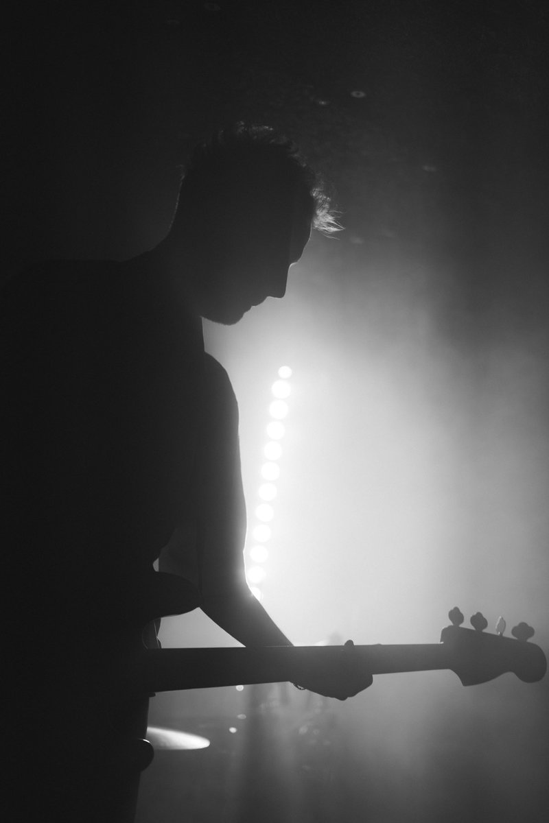 modernlove_band's tweet photo. Out The Door. February 28🖤 

pre-save now x

https://t.co/Lem6GDoaVW https://t.co/SEUIFencaK
