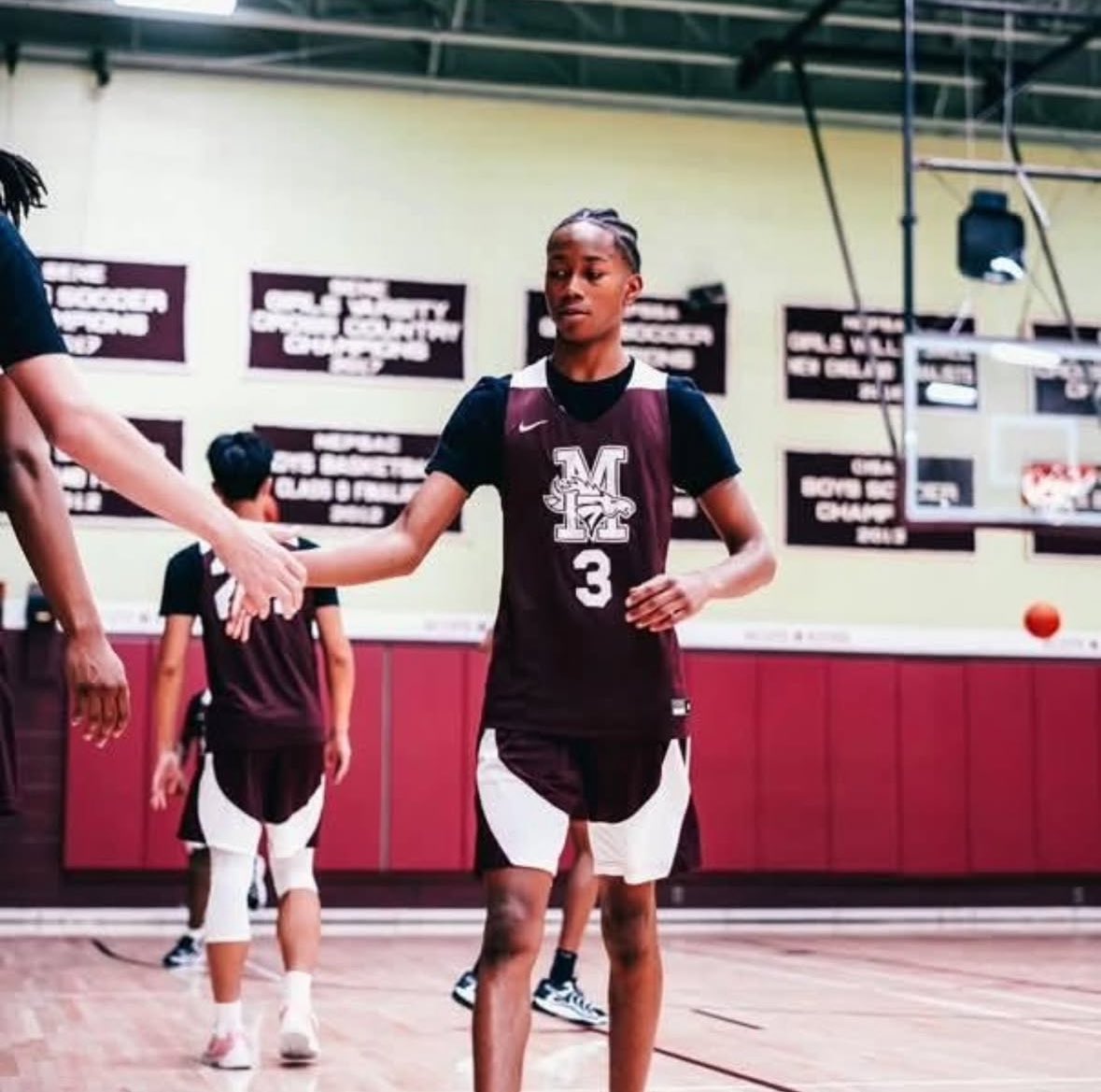 A number of freshman have shown glimpses of upside throughout the NEPSAC season this year.

Today, we highlighted a few who have stood out to us in various settings.

⬇️⬇️

newenglandrecruitingreport.com/in-the-news/a-…