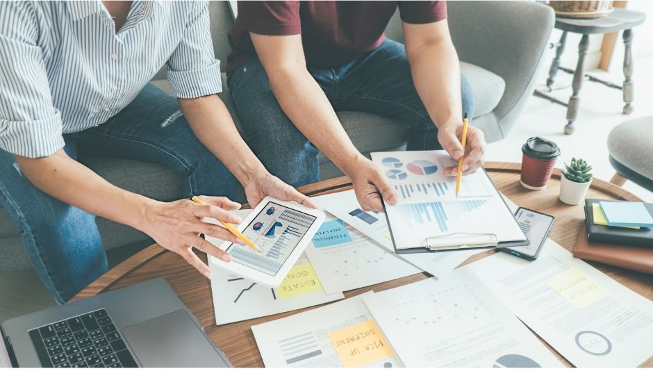 La Comunidad lanza una nueva convocatoria de la 'Cuota Cero Ampliada' para autónomos.

Los emprendedores pueden optar a esta subvención del SEF, dotada con cerca de seis millones de euros, que anticipa a sus beneficiarios las cuotas a la Seguridad Social de los dos primeros años