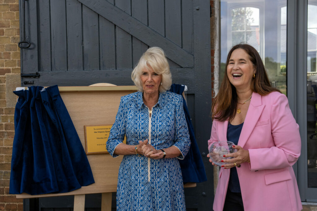Our hire curtains perfectly revealed a prestigious award for @monicavinader, presented by Her Majesty The Queen! Elevate your award ceremony with our event curtains &amp; bespoke plaques. Call us on 01904 658322 to hire our curtains! #plaque #hirecurtains #awardceremony #royalfamily