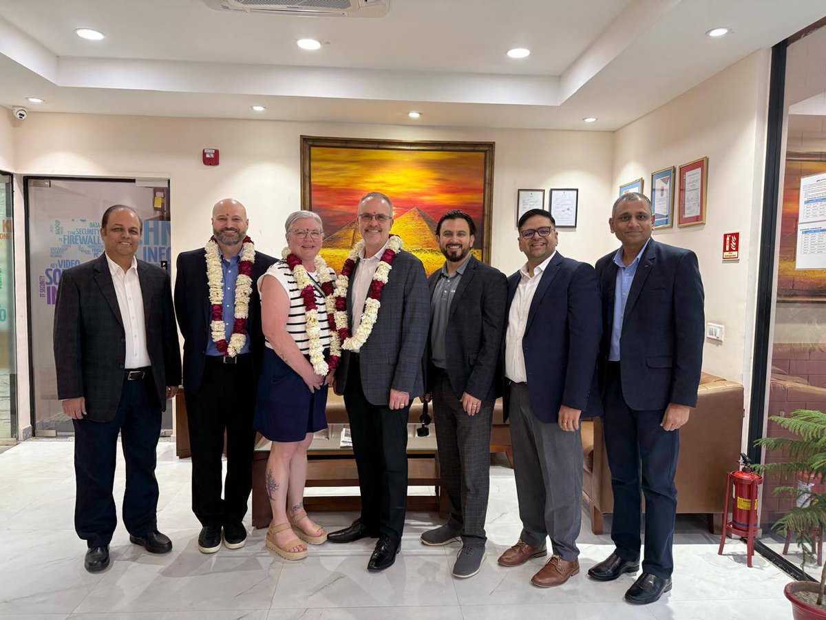 CelsiorTech's tweet image. Celsior had the privilege of hosting a valued client at our engineering centers in Noida and Hyderabad! From insightful discussions to sharing their visionary roadmap, this visit reinforced our collaboration and alignment toward shared goals.

#Celsior #Innovation #Engineering