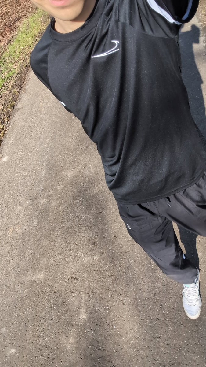 boy4dessert tweet media