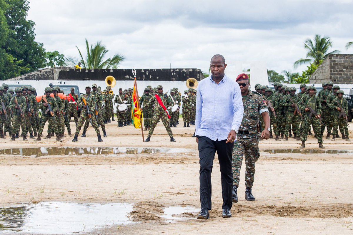 Presidente Daniel Chapo tweet media