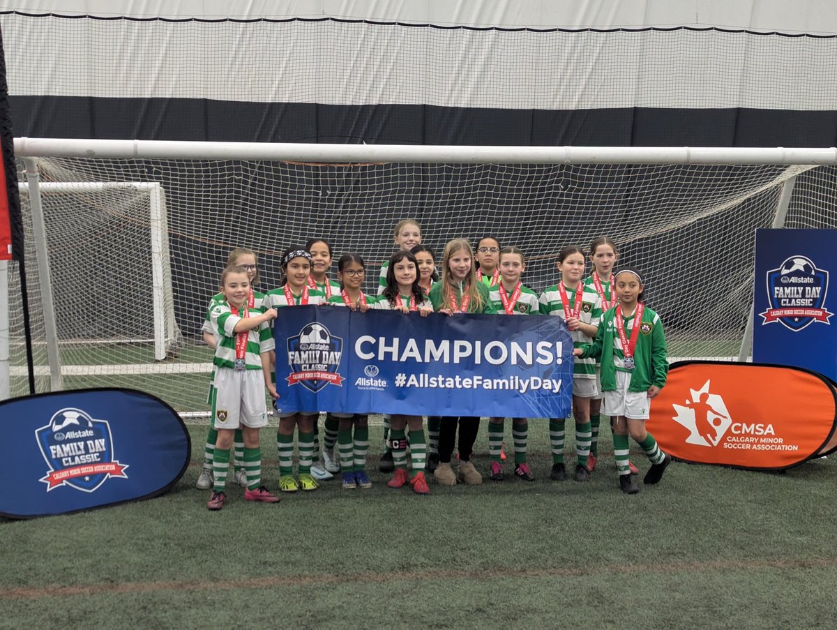 FoothillsSoccer's tweet image. Foothills United GU11 had a lot of fun playing in the Family Day Classic. They took home Silver Medals after 4 hard-fought games. It was a great weekend to spend with our soccer family. 

#FacesOfFoothills #FunAndFriendship #WeAreFoothills