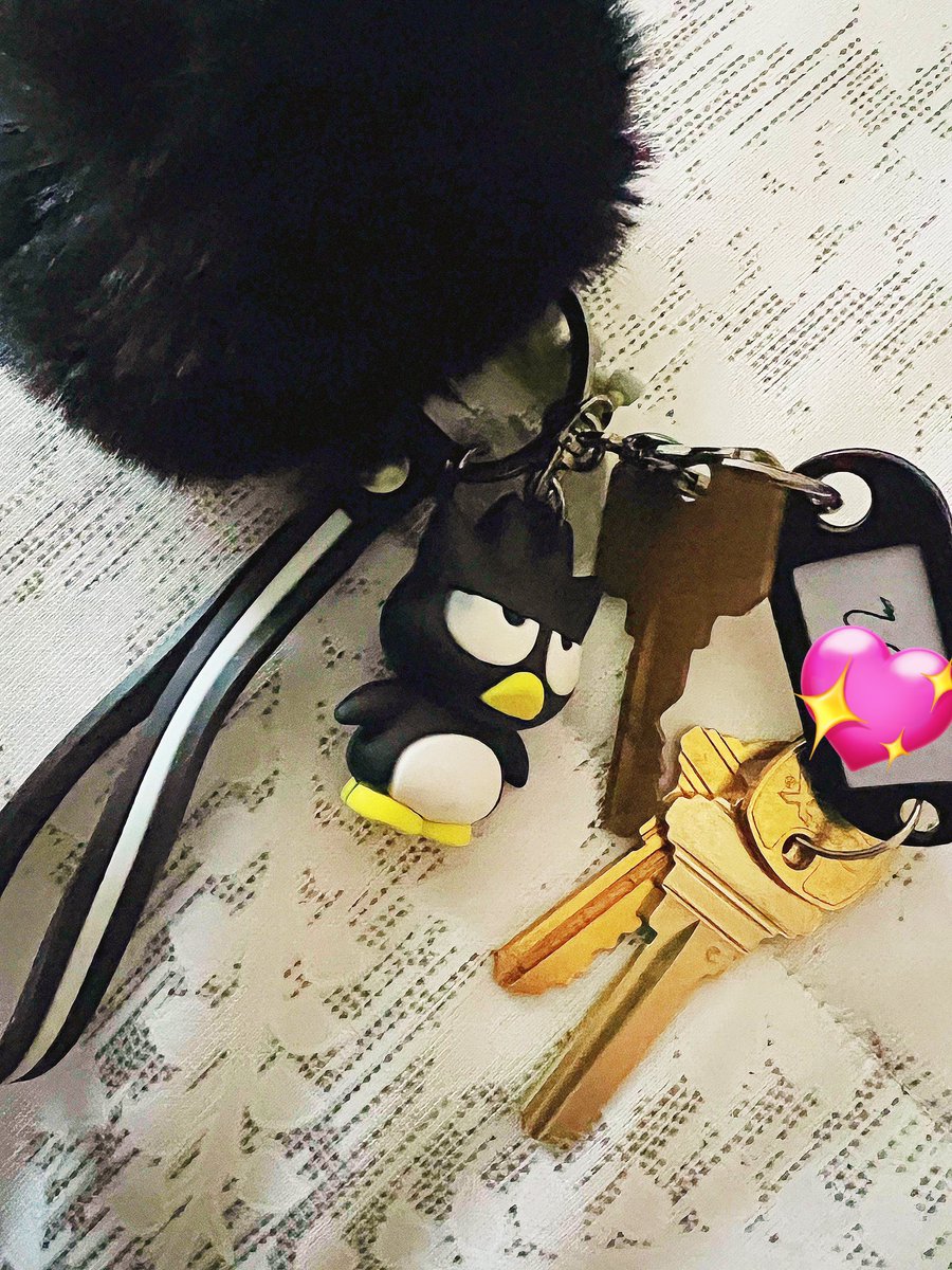 MissChandii's tweet photo. I’m finally in….🩷🥺 #firstapartment https://t.co/lM2oOArnAA