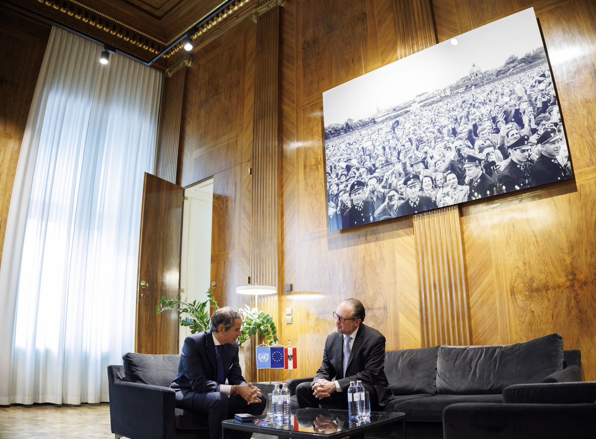 Good to catch up with <a href="/iaeaorg/">IAEA - International Atomic Energy Agency ⚛️</a> Director General <a href="/rafaelmgrossi/">Rafael Mariano Grossi</a>! 
Really appreciate the agency’s crucial work under the most difficult circumstances, especially in #Iran and #Ukraine.

Proud to host #IAEA and its dedicated staff.