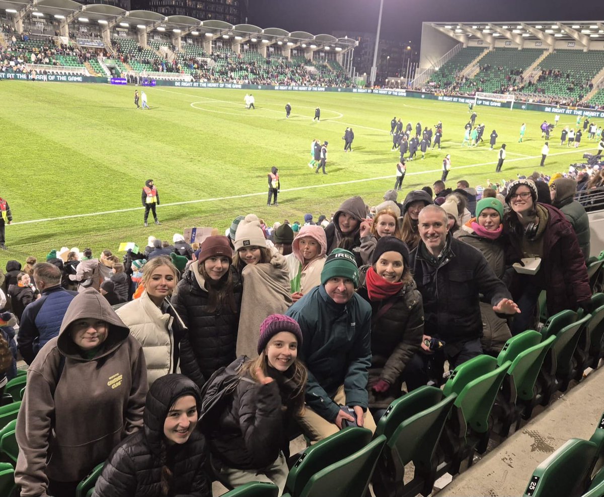 Peake Villa FC (@peakevillafc) on Twitter photo Well done, Ireland, tonight beating Turkey 1-0 in the Nations League.
And we'll done to our U14 girls who travelled up to support the girls in green..🇮🇪🔴⚫️⚽️👏👏
<a href="/FAIreland/">FAIreland</a> <a href="/FaiNorth/">FAI North Tipperary</a> <a href="/NenaghGuardian/">NenaghGuardian</a> <a href="/TippMid/">Tipp Mid West Radio Sports</a> <a href="/thurles_ie/">thurles.ie</a> <a href="/tipp_echo/">TippEcho</a> Well done, Ireland, tonight beating Turkey 1-0 in the Nations League.
And we'll done to our U14 girls who travelled up to support the girls in green..🇮🇪🔴⚫️⚽️👏👏
<a href="/FAIreland/">FAIreland</a> <a href="/FaiNorth/">FAI North Tipperary</a> <a href="/NenaghGuardian/">NenaghGuardian</a> <a href="/TippMid/">Tipp Mid West Radio Sports</a> <a href="/thurles_ie/">thurles.ie</a> <a href="/tipp_echo/">TippEcho</a>