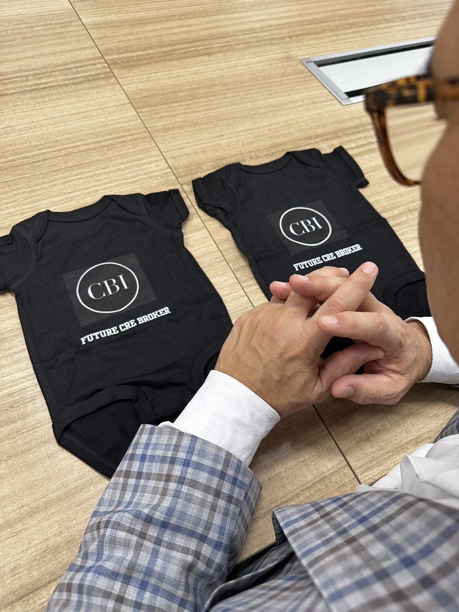 JoeKillinger's tweet image. George is giving some thought to a new LONG TERM recruiting strategy.  Stay tuned 🍼🍼 #startthemyoung #recruiting #recruitingstrategy