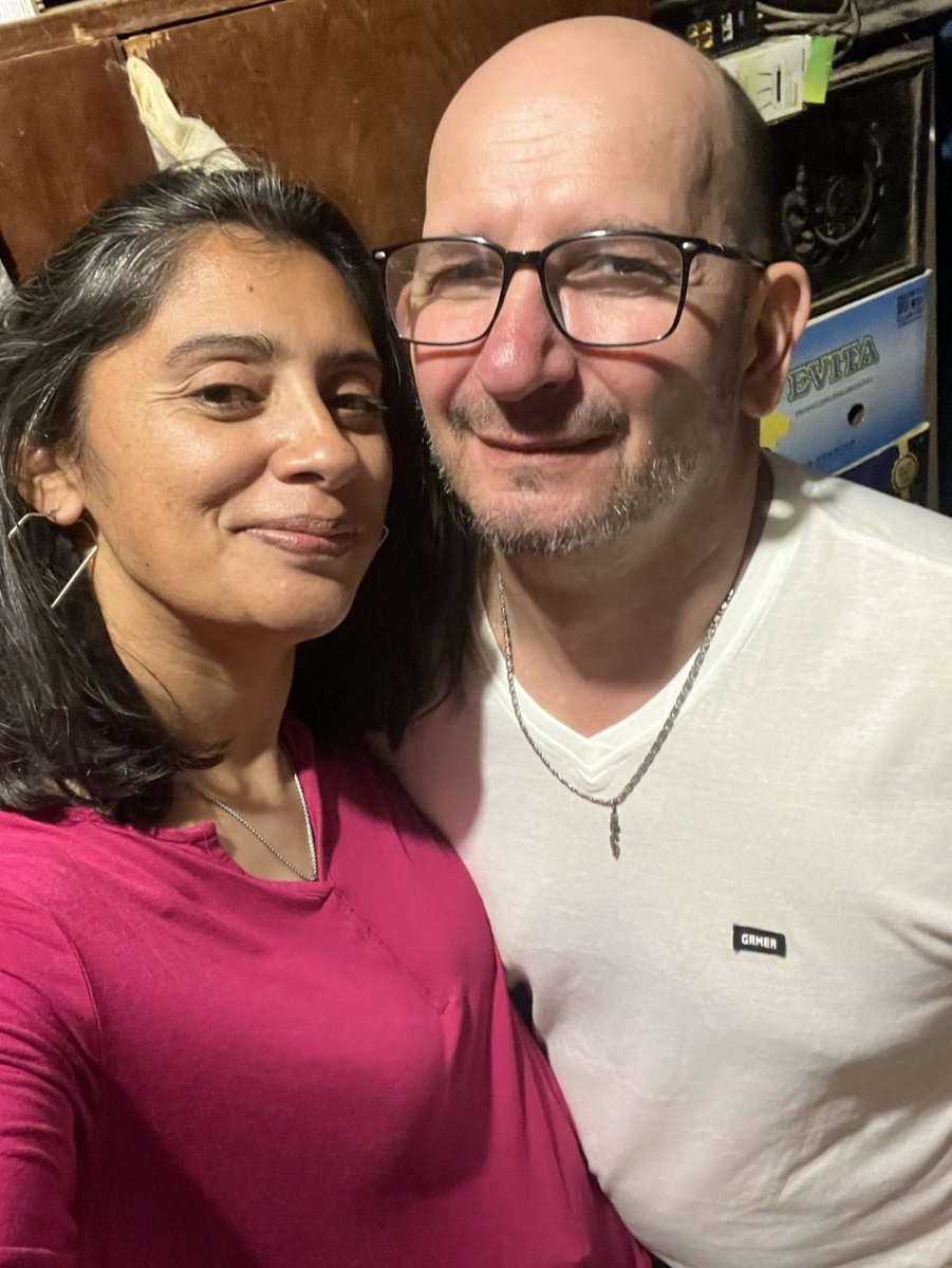 GuilbertKing's tweet photo. Háblame de amor.
Andrea, mi topacio. https://t.co/qKKby6stPP