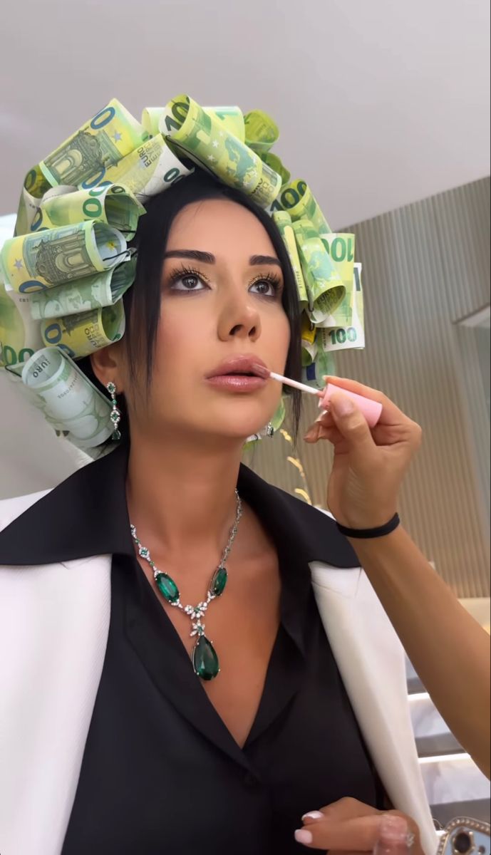 Doğa'nın dönüştüğü kişilik #KızılcıkŞerbeti