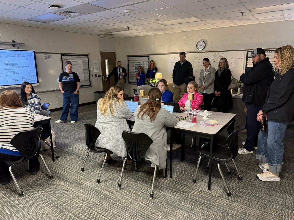 DrHarkrider's tweet image. Our @CSISD Board of Trustees had an opportunity this morning to tour @csmsknights Enjoyed getting to see our teachers and students at work.