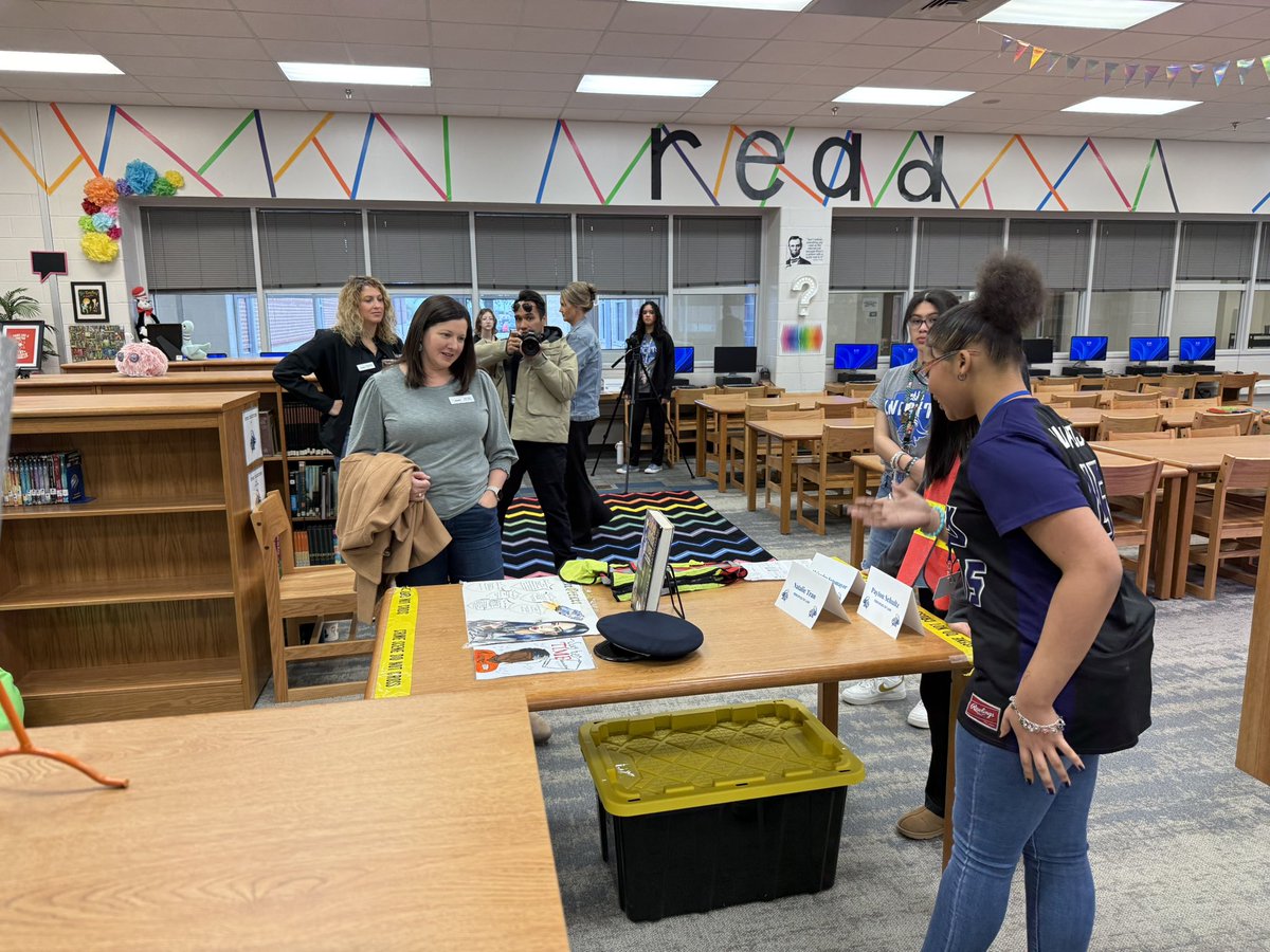 DrHarkrider's tweet image. Our @CSISD Board of Trustees had an opportunity this morning to tour @csmsknights Enjoyed getting to see our teachers and students at work.