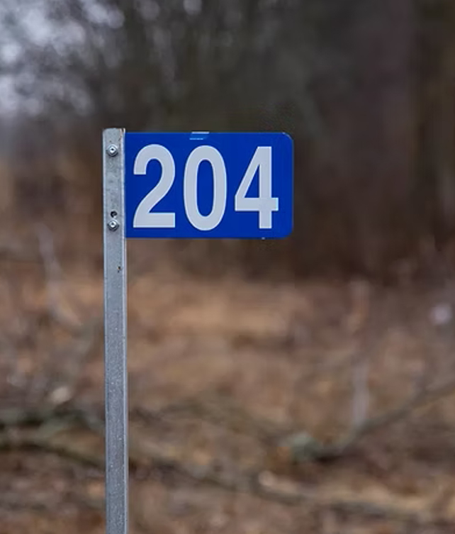 With the massive amount of snow that Bruce County has received in recent weeks, many rural residences have had their 911 Signs buried. Residents are reminder to have 911 Signs clear and visible so that emergency responders can ensure a quick response >> brucecounty.on.ca/news/2025-feb-…