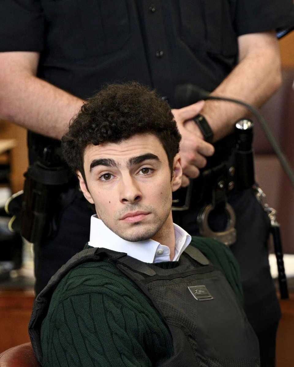 During the hearing, Luigi Mangione’s team stated they’re still waiting for basic police records and the so-called “manifesto.”  

His lawyer stated “We have never been provided copies of the journal, which is being called manifesto.”