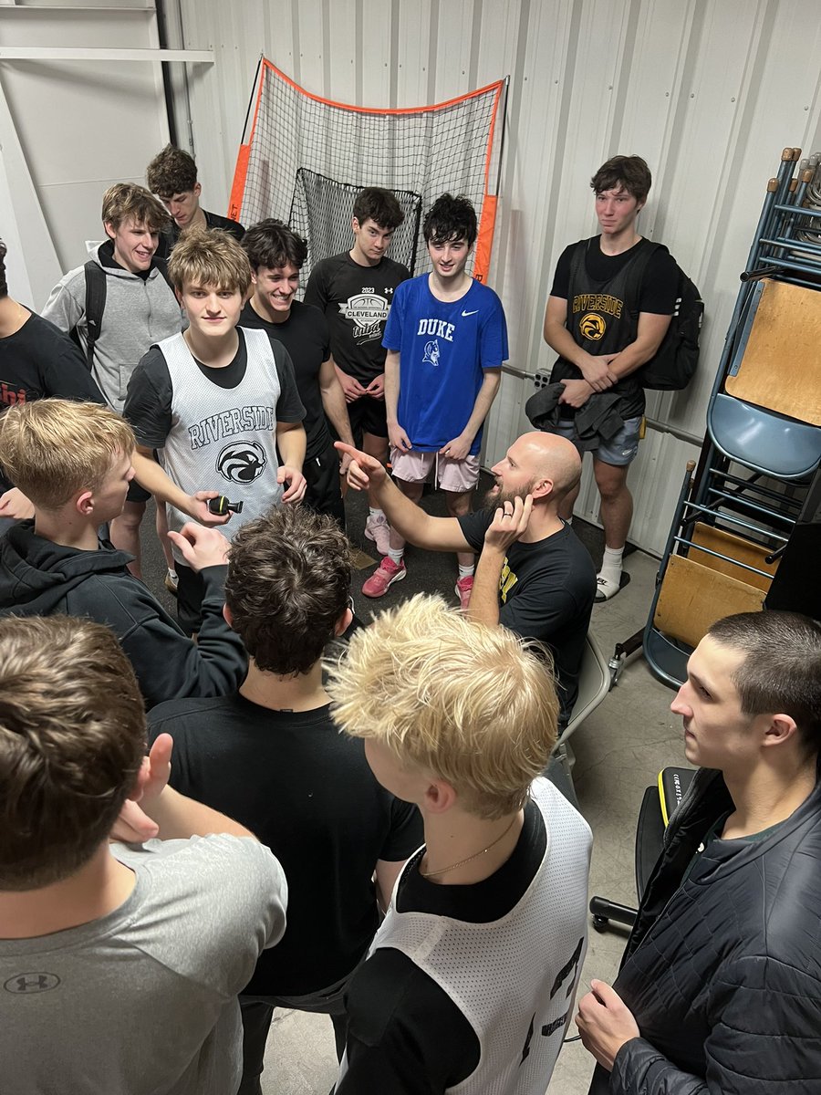 Riverside Boys Basketball tweet media