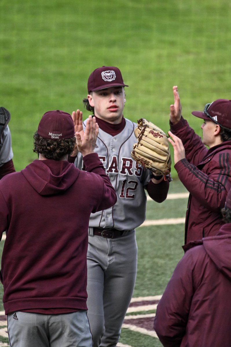 Yus the bus. 🚌

The freshman’s final line against no. 18 Miss. State: 

7 IP
2 H
0 R
1 BB
8 K
