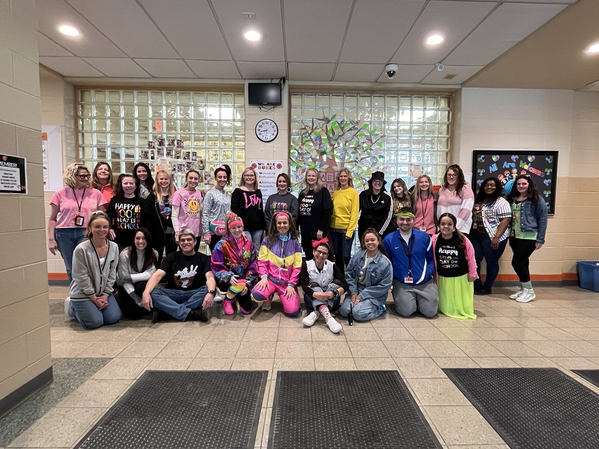 GoMESDukes's tweet image. At MES as in tradition, we celebrated being 100 days stronger, kinder, and smarter! Students read with a buddy school-wide this morning. We also embraced 80 days left in the school year.  @marlborosd @MsAmodeoAP