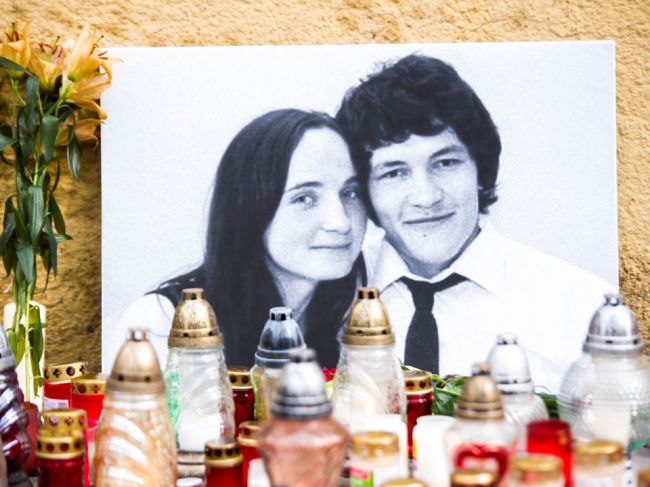 #JanKuciak ricostruiva gli affari della #ndrangheta in #Slovacchia, con “tentacoli così lunghi da arrivare alla #politica”. 
Le sue parole facevano tremare potenti e mafiosi. 
Il #21febbraio 2018 fu ucciso con la sua fidanzata, Martina Kušnírová #allforJan vivi.libera.it/storie-995-jan…