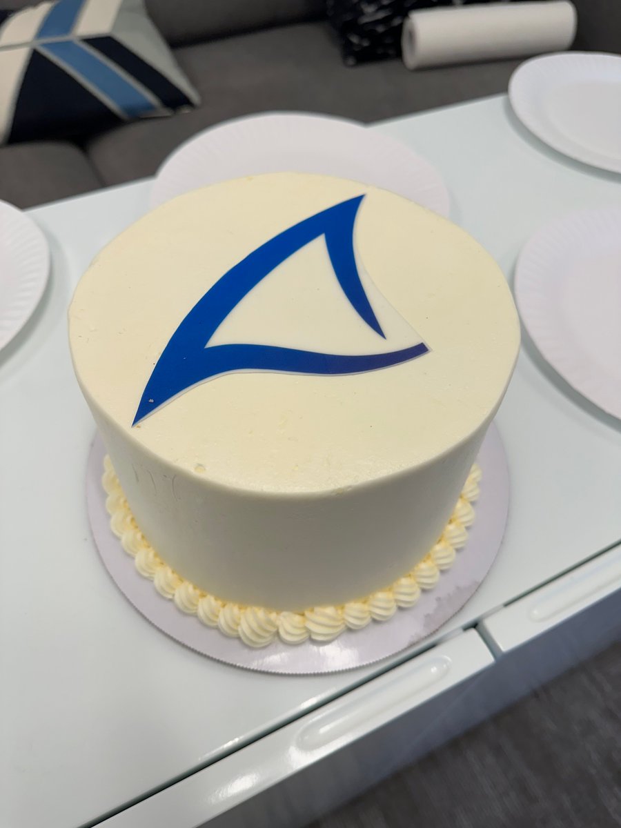 Changing the logo is a lot of work, but this is the icing on the cake... get it? Alright all right I'll stop. 😉😅🍰 

#LogoReveal #cloud #newlook #happyfriday