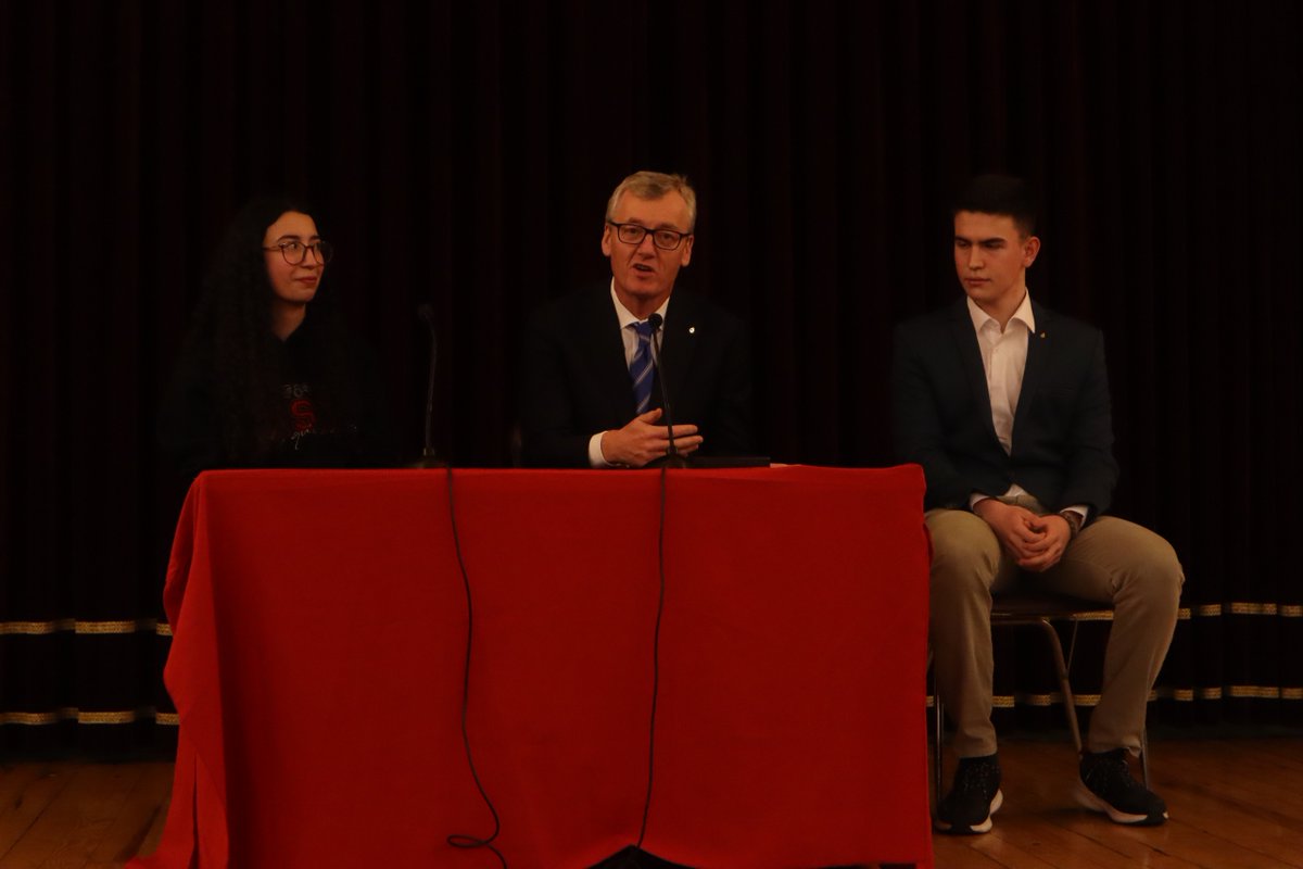 Galatasaray Lisesi tweet media