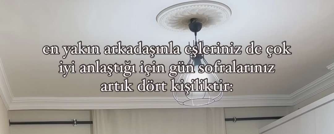 sehriyimm's tweet photo. Yine iki kişilik olur o sofra çünkü eşlerimiz yan odada ki diğer iki kişilik sofrada olacaklar. Dikkat edelim böyle şeylere lütfen https://t.co/H7tBh0pm7I