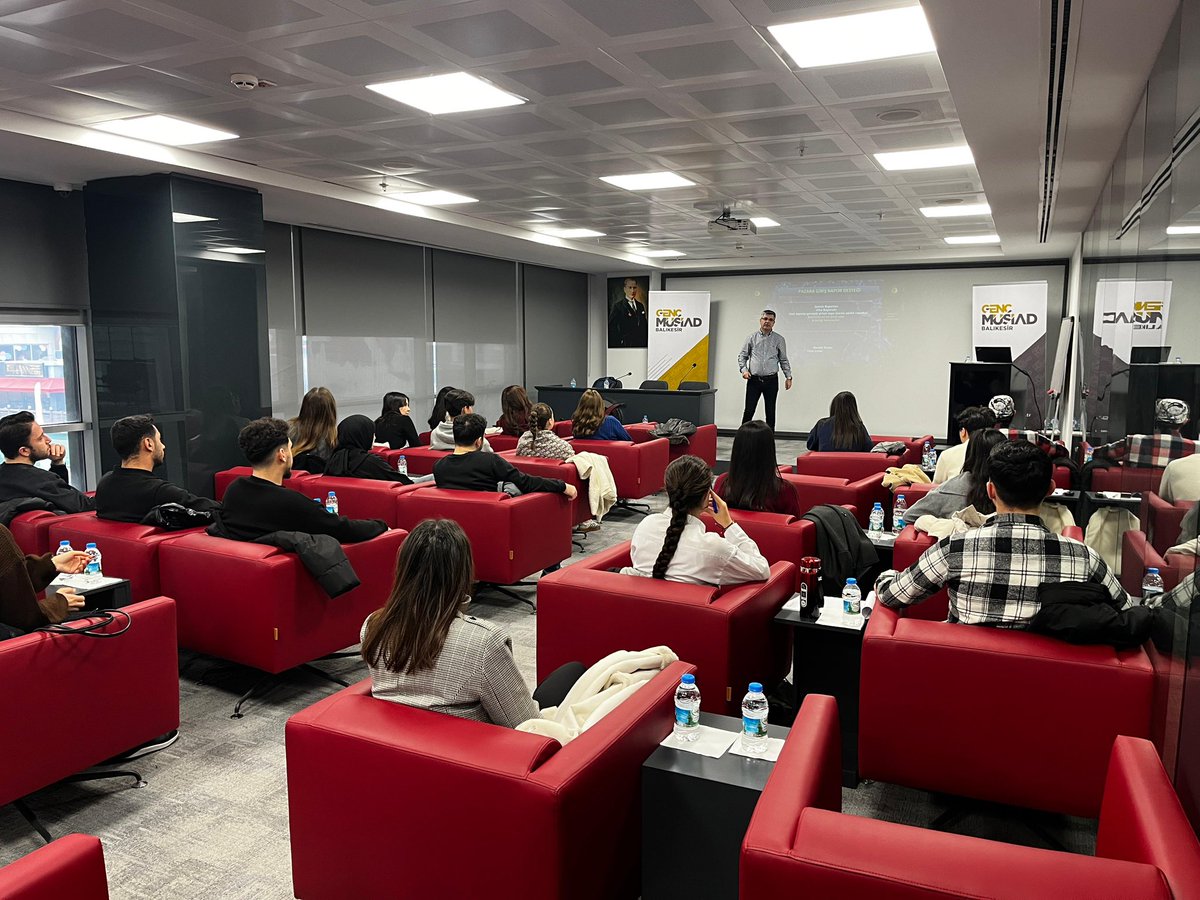 Genç Ticaret Elçileri - Balıkesir 2025 ✨

Genç MÜSİAD Balıkesir ve Balıkesir Üniversitesi iş birliğiyle düzenlediğimiz Uluslararası Dış Ticaret Eğitimi programımız devam ediyor…

#GençMÜSİAD #Balıkesir #DışTicaret #Girişimcilik #Eğitim