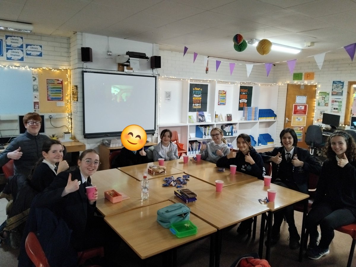 PHSLibrary📚 tweet media