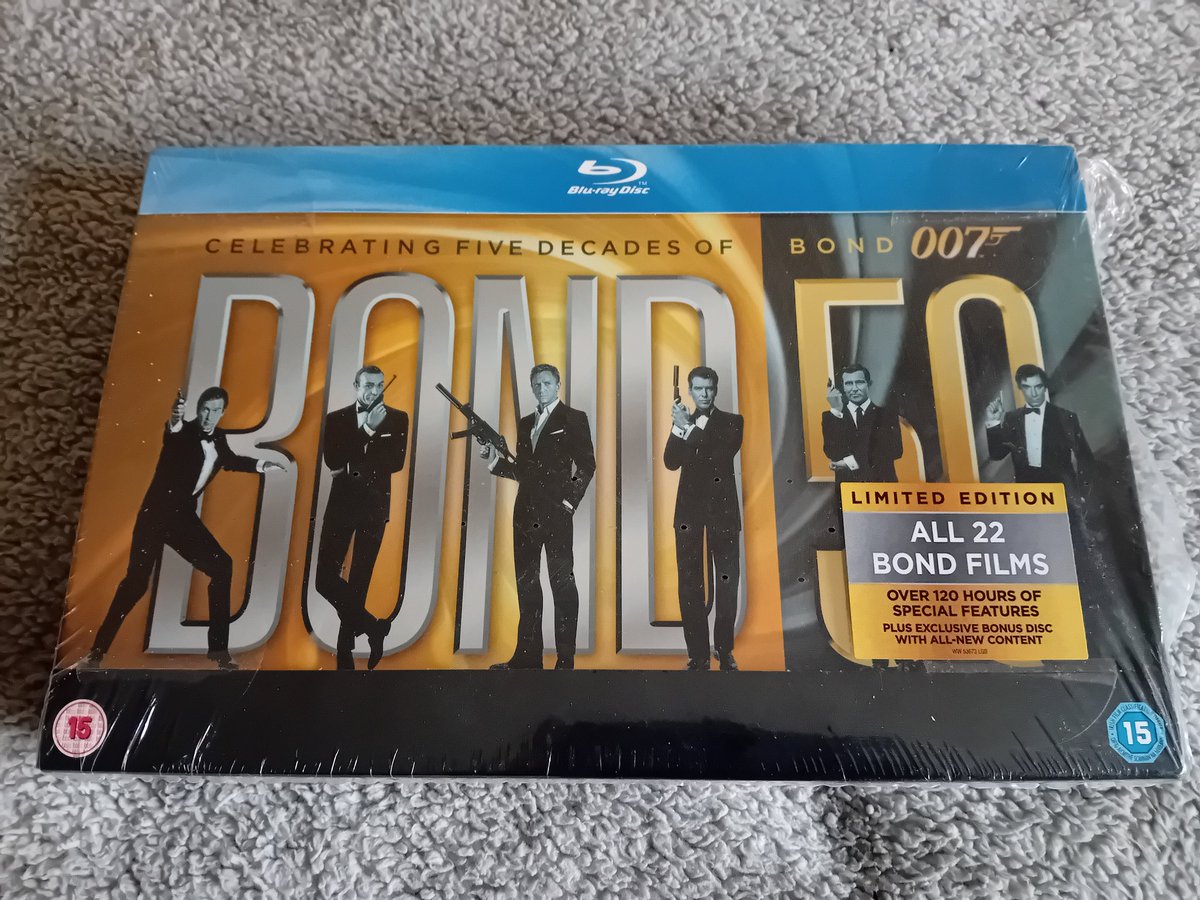 KevinChan478's tweet image. With Amazon taking creative control of the James Bond franchise, it makes me pleased to own the 50th anniversary blu ray collection. I&apos;m happy enough with this.👌

#JamesBond #BluRay #Boxset #SeanConnery #GeorgeLazenby #RogerMoore #TimothyDalton #PierceBrosnan #DanielCraig