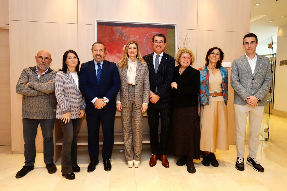 procuradorscat's tweet photo. ▶️Tanquem la 𝐈 𝐉𝐨𝐫𝐧𝐚𝐝𝐚 𝐝𝐞 𝐉𝐮𝐧𝐭𝐞𝐬 𝐝𝐞 𝐆𝐨𝐯𝐞𝐫𝐧 𝐝𝐞𝐥 𝐂𝐨𝐧𝐬𝐞𝐥𝐥 𝐝𝐞 𝐂𝐨𝐥·𝐥𝐞𝐠𝐢𝐬 𝐝𝐞 𝐩𝐫𝐨𝐜𝐮𝐫𝐚𝐝𝐨𝐫𝐬 𝐝𝐞 𝐂𝐚𝐭𝐚𝐥𝐮𝐧𝐲𝐚 @procuradorscat. Gràcies a tots/totes els/les assistents!!👏👏
#jornadaprocuradorscat https://t.co/jKvSt1KvYZ